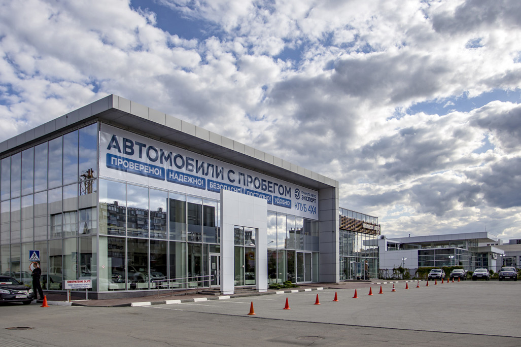 Volkswagen Polo 1.6 MPI AT (110 л. с.) Highline