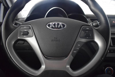 Kia Rio 1.6 MT (123 л. с.) Comfort Кондиционер
