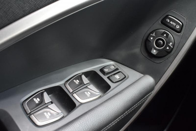 Hyundai Santa Fe 2.4 AT 4WD (174 л. с.)