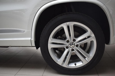 Volkswagen Tiguan 2.0 TSI 4Motion DSG (211 л. с.) Avenue