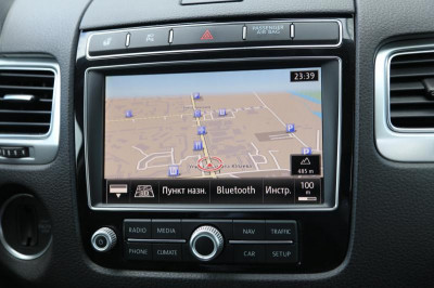 Volkswagen Touareg 3.0 TDI Tiptronic 4Motion (245 л. с.) R-line