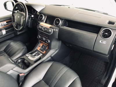 Land Rover Discovery 3.0 TDV6 AT 4WD (211 л. с.)