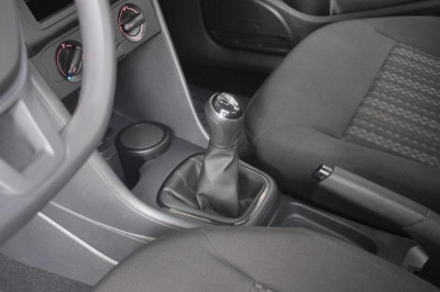 Volkswagen Polo 1.6 MPI MT (110 л. с.)