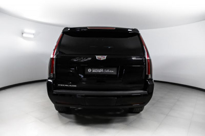 Cadillac Escalade 6.2 V8 АТ 4WD (426 л.с.) Luxury