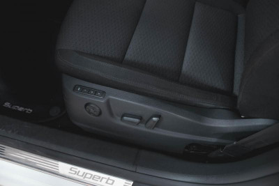 ŠKODA Superb 1.8 TSI DSG (160 л. с.)