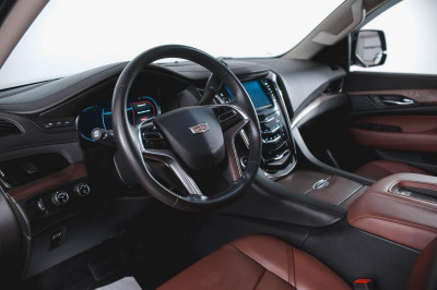 Cadillac Escalade 6.2 AT (409 л.с.) 4WD