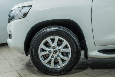 Toyota Land Cruiser 4.5 TD AT (249 л. с.) Престиж