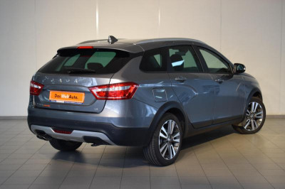 LADA Vesta SW Cross 1.8 MT (122 л.с.) Luxe Prestige