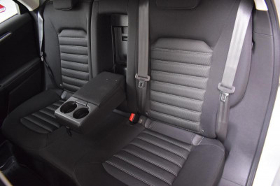 Ford Mondeo 2.5 AT (149 л. с.) Trend