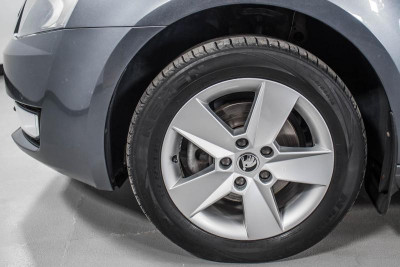 ŠKODA Octavia 1.4 AT (140 л.с.)