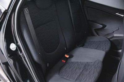 Hyundai Solaris 1.4 AT (107 л. с.) Active