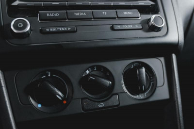 Volkswagen Polo 1.6 MT (105 л. с.)