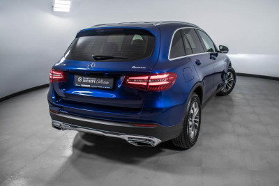 Mercedes-Benz GLC-Класс 250 4MATIC 2.0 AT (211 л.с.) 4WD