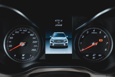 Mercedes-Benz GLC-Класс 250 4MATIC 2.0 AT (211 л.с.) 4WD