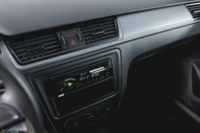 ŠKODA Rapid 1.2 MT (75 л. с.) Ambition