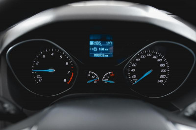 Ford Focus 1.6 PowerShift (105 л. с.)