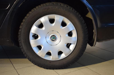 ŠKODA Octavia 1.6 MT (105 л. с.)