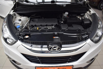 Hyundai ix35 2.0 AT 2WD (150 л. с.)