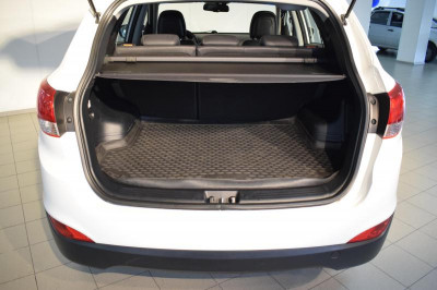 Hyundai ix35 2.0 AT 2WD (150 л. с.)