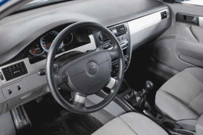 Chevrolet Lacetti 1.4 MT (95 л. с.)
