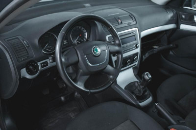 ŠKODA Octavia 1.4 TSI MT (122 л. с.)