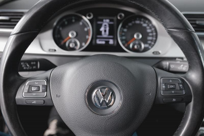 Volkswagen Passat 1.4 TSI MT (122 л. с.)