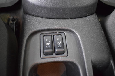 Mitsubishi Lancer 1.6 MT (98 л. с.)