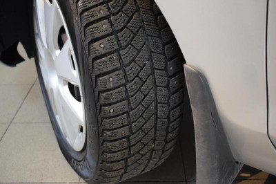 Ford Focus 1.6 MT (101 л. с.)