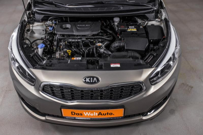 Kia ceed SW 1.6 AT (130 л. с.) Comfort