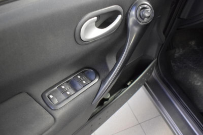 Renault Megane 1.6 AT (113 л.с.)
