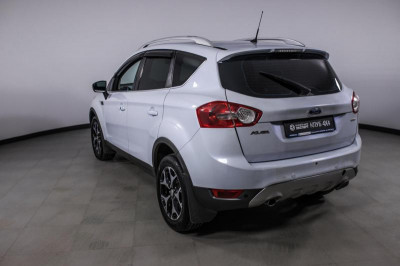Ford Kuga 2.0 TDCi MT AWD (136 л. с.)
