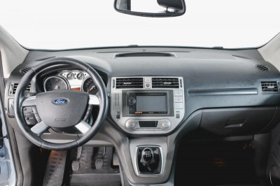 Ford Kuga 2.0 TDCi MT AWD (136 л. с.)