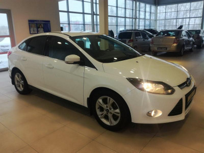 Ford Focus 1.6 PowerShift (105 л. с.)