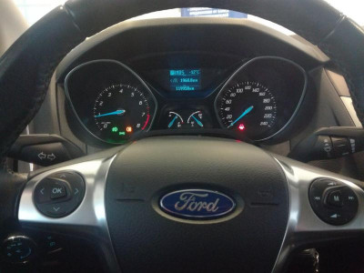Ford Focus 1.6 PowerShift (105 л. с.)