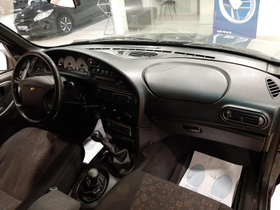 Chevrolet niva Niva 1.7 MT (80 л.с.) 4WD