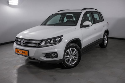 Volkswagen Tiguan 2.0d AT (140 л.с.) 4WD