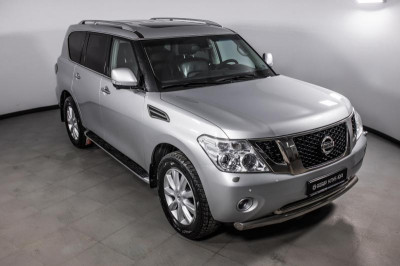 Nissan Patrol 5.6 AT 4WD (405 л. с.)