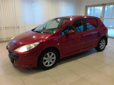 Peugeot 307 1.6 AT (110 л. с.)