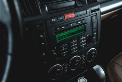 Land Rover Freelander 2.2 TD AT (160 л. с.)