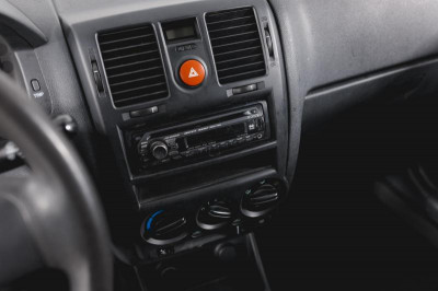 Hyundai Getz 1.4 MT (95 л. с.)