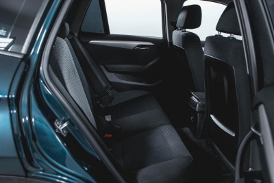BMW X1 18i 2.0 AT (150 л.с.)
