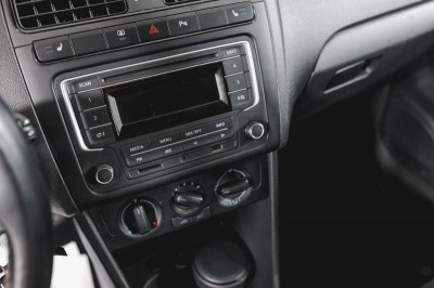 Volkswagen Polo 1.6 MT (105 л.с.) Comfortline