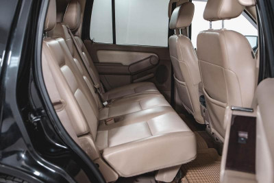 Ford Explorer 4.0 AT (212 л.с.) 4WD