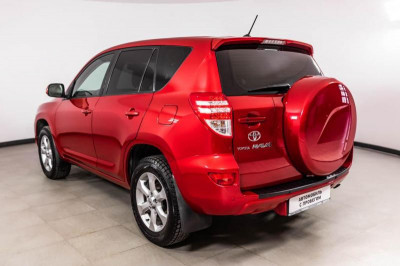 Toyota RAV4 2.0 CVT AWD (148 л. с.)