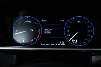 Land Rover Range Rover 4.4 SDV8 AT AWD (339 л. с.) Vogue