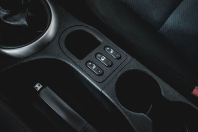Nissan Qashqai 1.6 MT (114 л. с.)