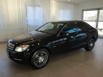 Mercedes-Benz C-Класс C 200 CGI BlueEFFICIENCY AT (184 л. с.)