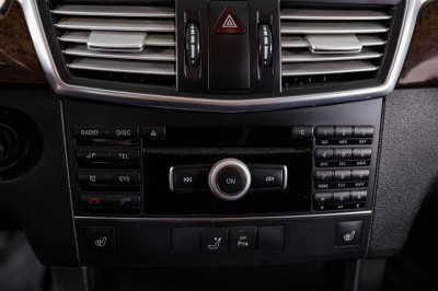 Mercedes-Benz E-Класс E 200 T BlueEfficiency 7G-Tronic Plus (184 л. с.)