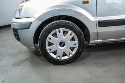 Ford Fusion 1.6 MT (100 л. с.)
