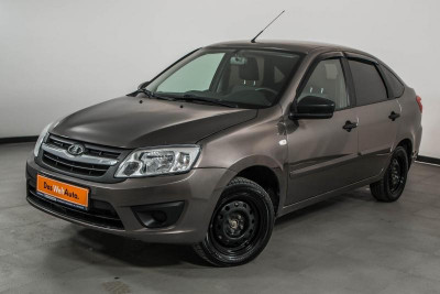 LADA Новая Granta лифтбэк 1.6 8кл MT (87 л. с.) Comfort
